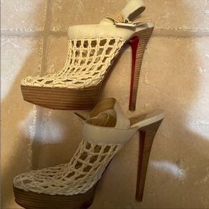 Christian Louboutin size 8 women off white